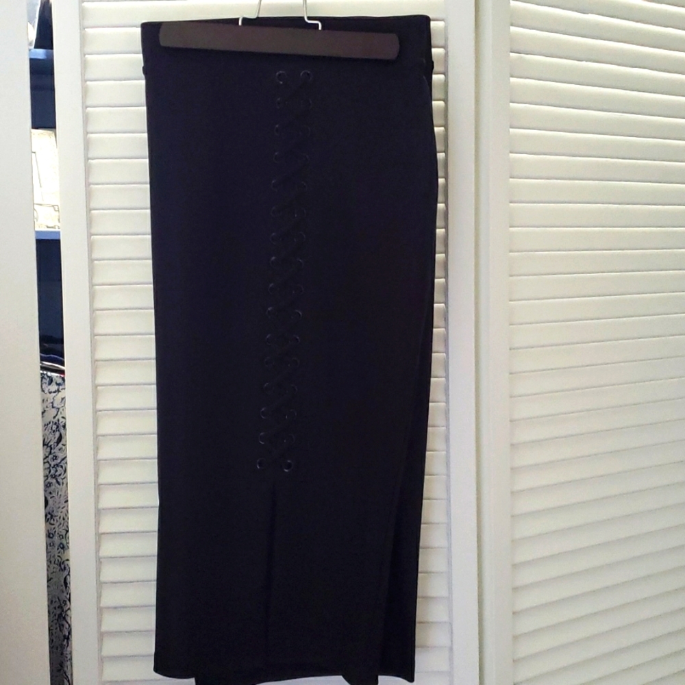 Torrid skirt with lacing down side, size 4